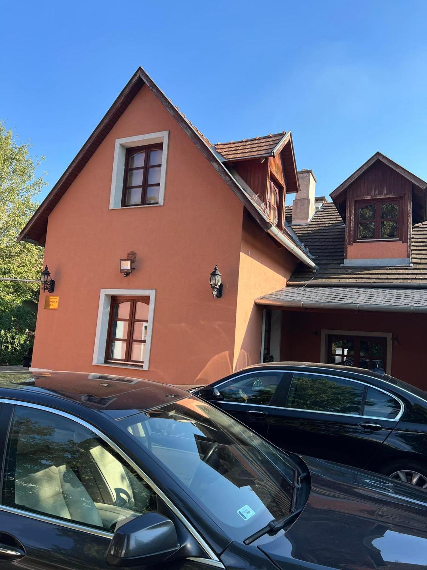 Bianka Hostel & Car Rent ブダペスト エクステリア 写真